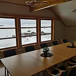 Hotell Holmavatn Ungdoms Og Misjonssenter