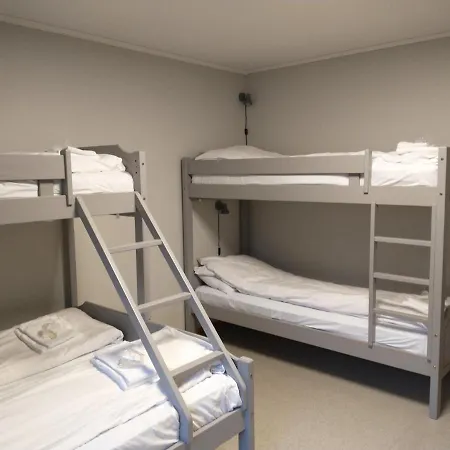 Holmavatn Ungdoms Og Misjonssenter Hotel *