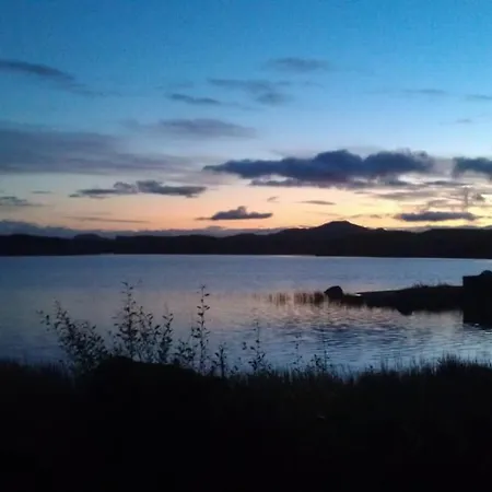 Holmavatn Ungdoms Og Misjonssenter *