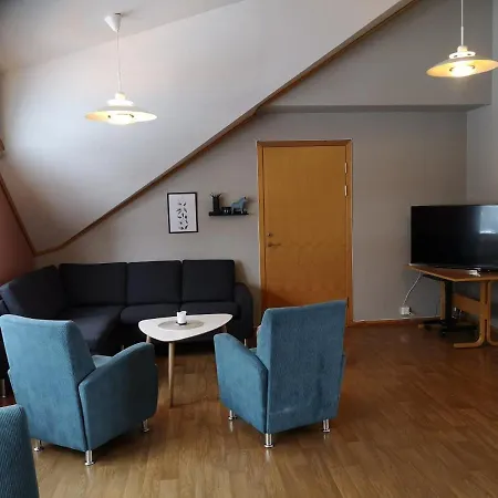 Holmavatn Ungdoms Og Misjonssenter *